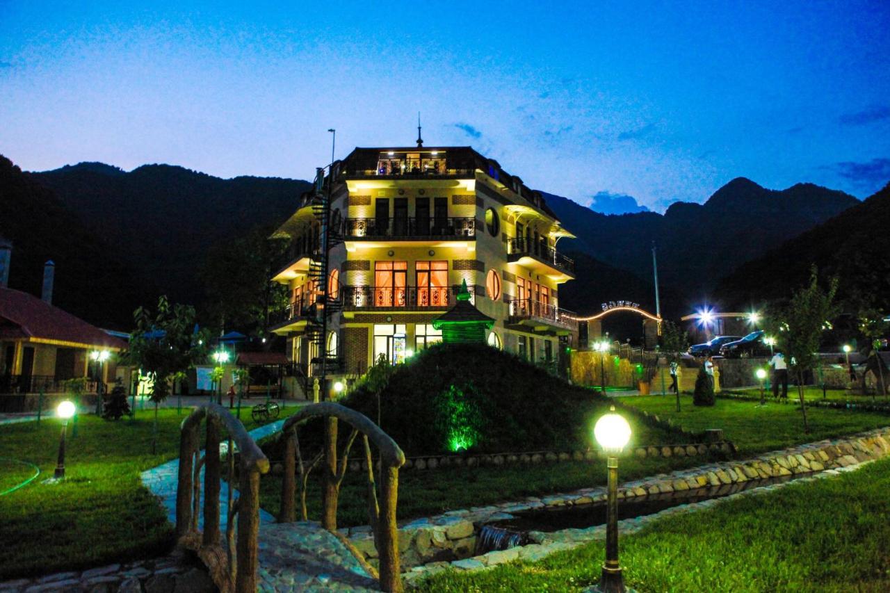 Bergs Otel And Restaurant Qax Kültér fotó